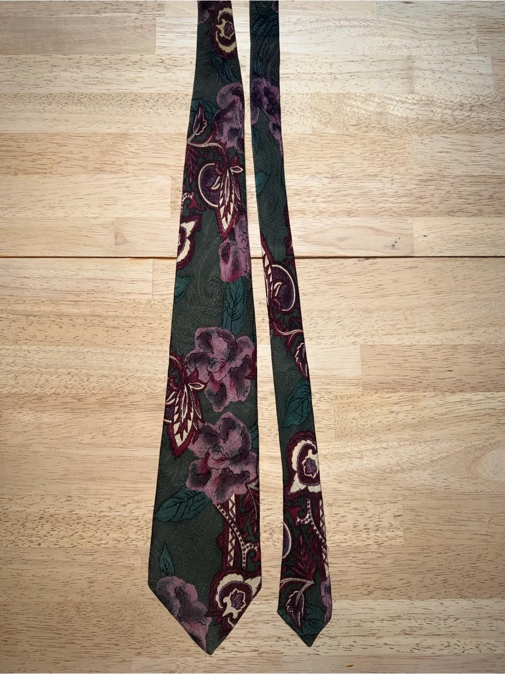 VINTAGE Polo Ralph Lauren 100% Silk USA Made Floral Paisley Necktie Multicolor